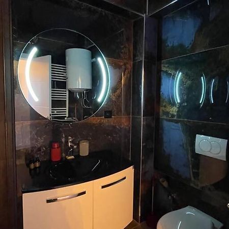 프리즈렌 Penthouse With Castle View 아파트 외부 사진