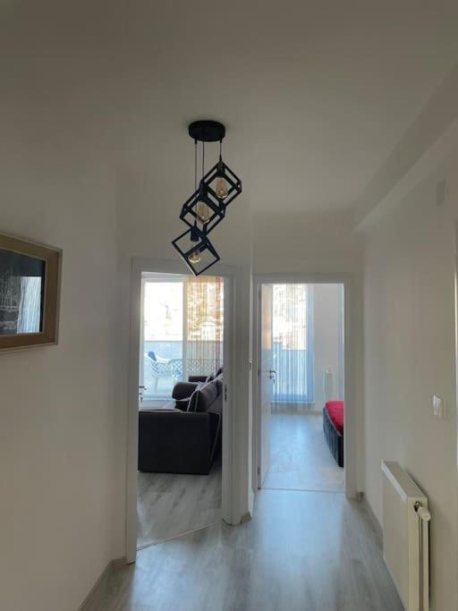 프리즈렌 Penthouse With Castle View 아파트 외부 사진